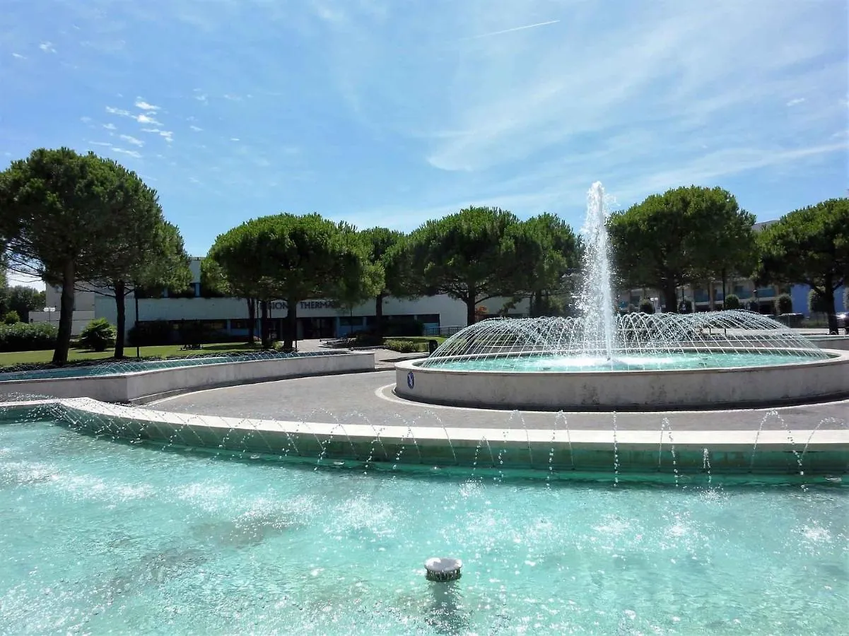 Holiday Home In Bibione 41085 Italië