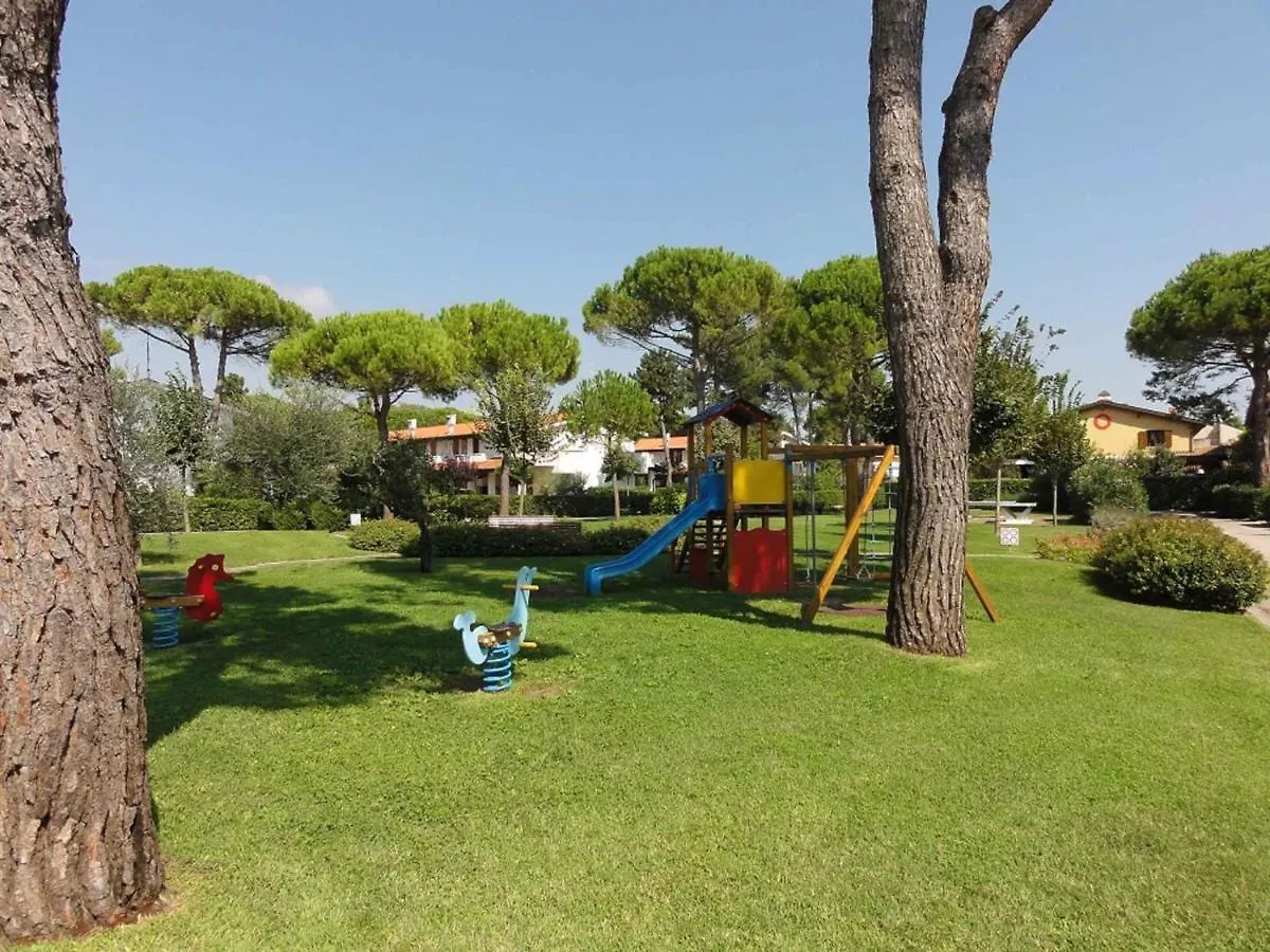 Appartement Holiday Home In Bibione 41085